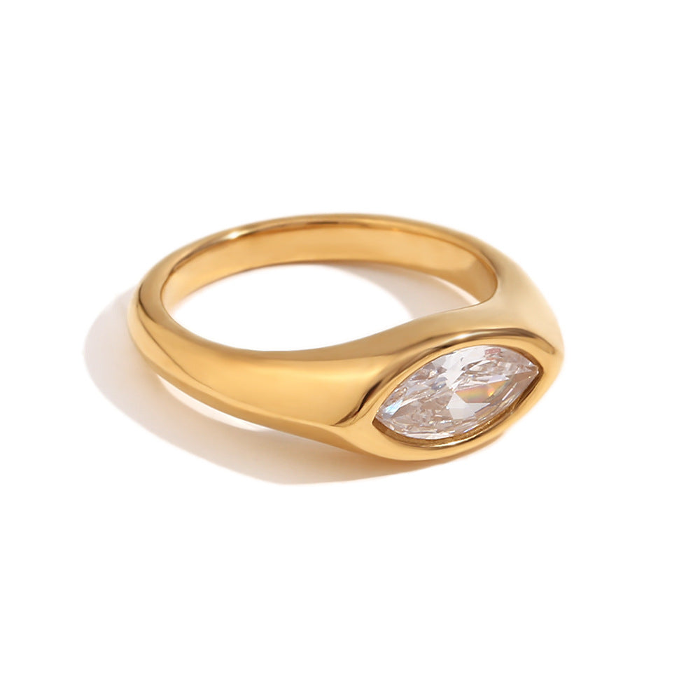 Simple and versatile fashionable diamond studded jewelry 316L stainless steel plated 18K horse eye zircon seal ring