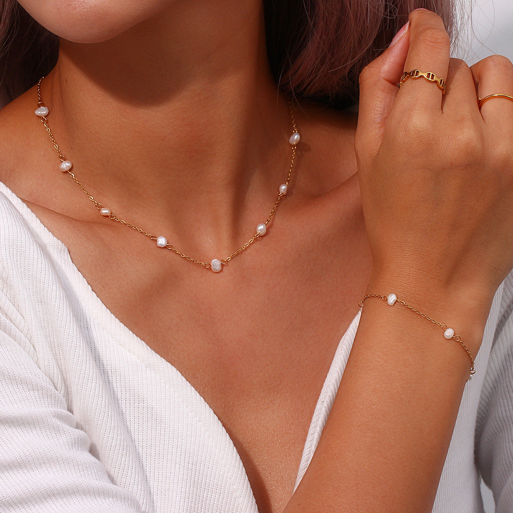 Fashionable, minimalist, trendy bracelet accessories for women, niche, light luxury, stainless steel, freshwater pearl chain necklace